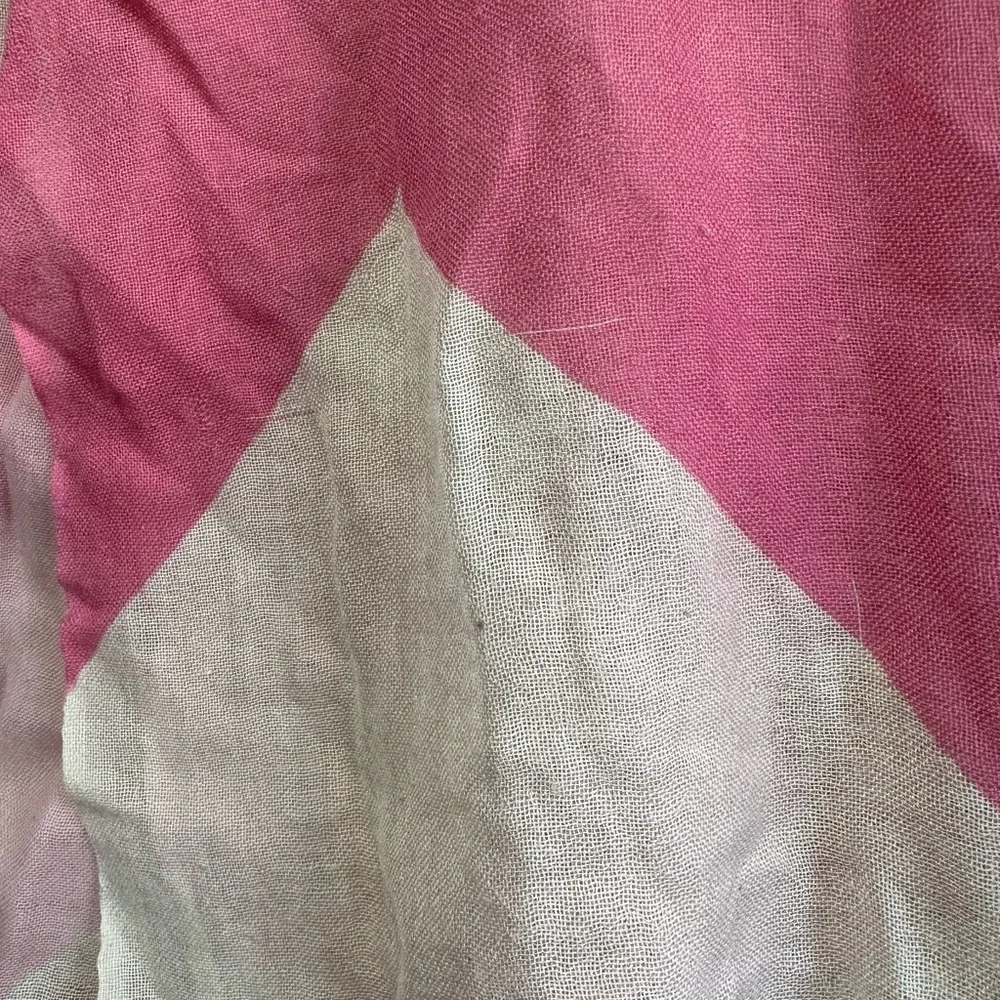Vineyard Vines Pink & White Chevron Print Scarf